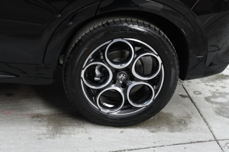 New 2025 Alfa Romeo Tonale  | Chicago, IL
