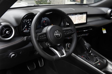 New 2025 Alfa Romeo Tonale  | Chicago, IL