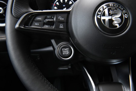 New 2025 Alfa Romeo Tonale  | Chicago, IL