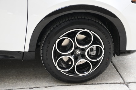New 2025 Alfa Romeo Tonale  | Chicago, IL