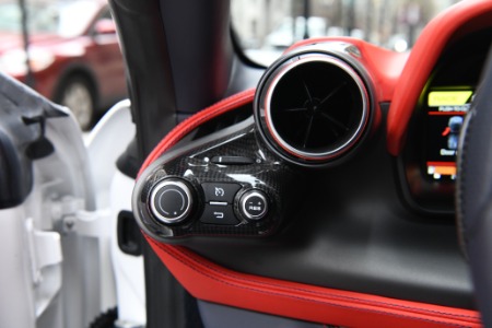 Used 2022 Ferrari F8 Spider  | Chicago, IL