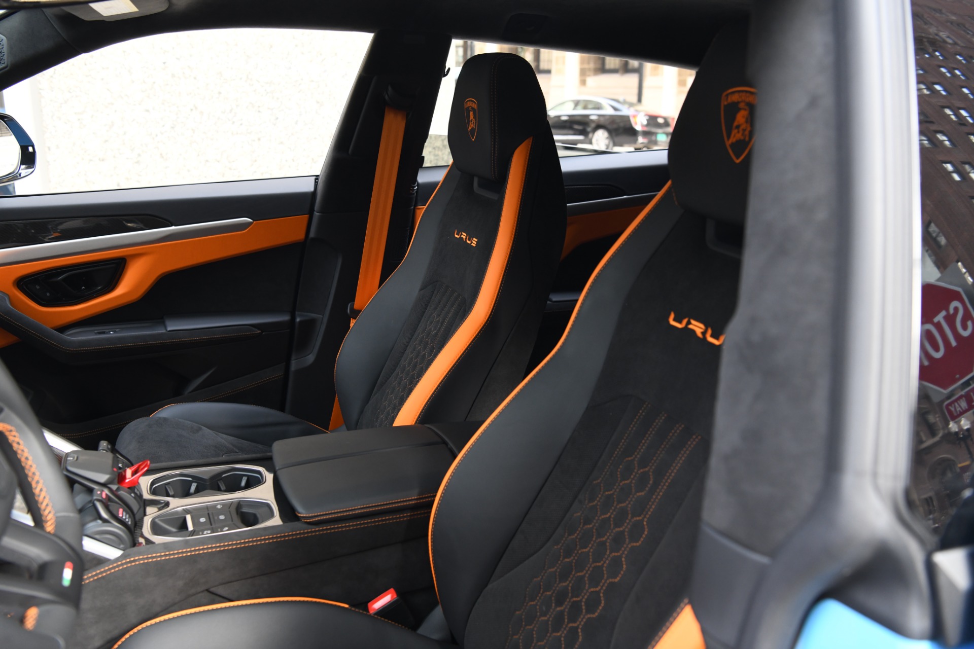 2024 Lamborghini Urus S photo 8