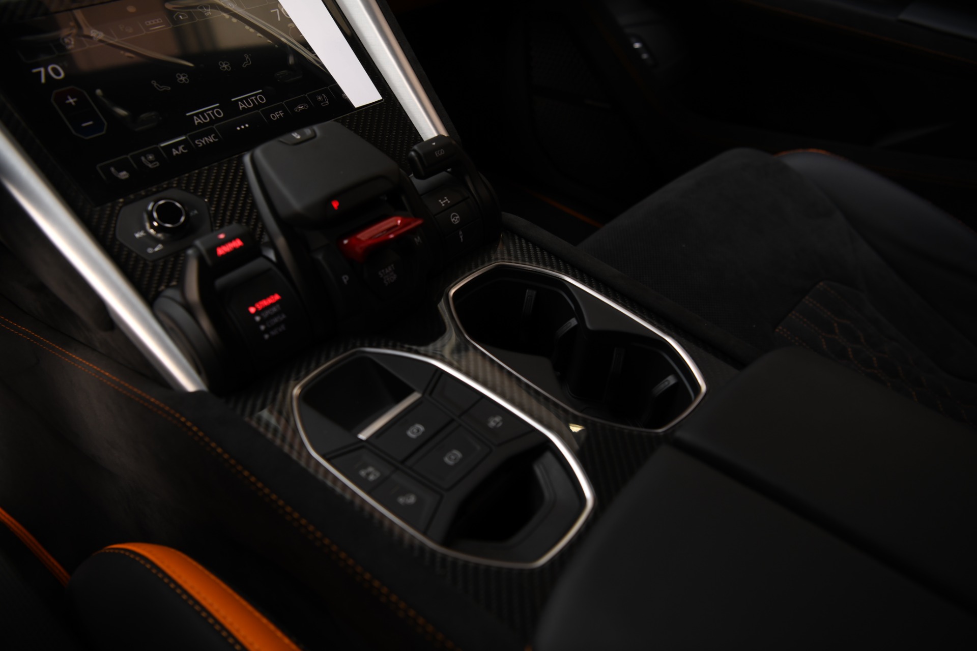 2024 Lamborghini Urus S photo 16