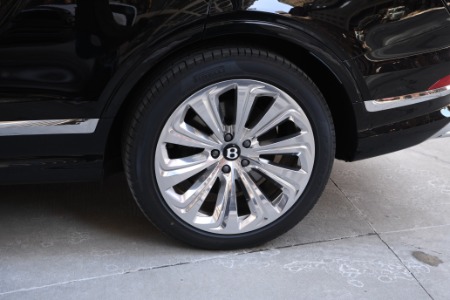 New 2025 Bentley Bentayga Azure EWB V8 | Chicago, IL