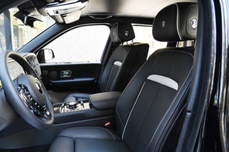 Used 2025 Rolls-Royce Black Badge Cullinan  | Chicago, IL