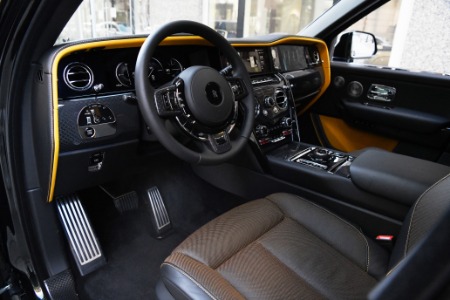 New 2025 Rolls-Royce Black Badge Cullinan  | Chicago, IL