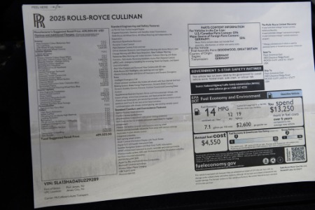 New 2025 Rolls-Royce Cullinan  | Chicago, IL