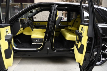 Used 2025 Rolls-Royce Black Badge Cullinan  | Chicago, IL
