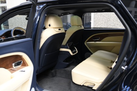 Used 2023 Bentley Bentayga EWB V8 | Chicago, IL
