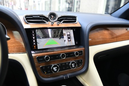 Used 2023 Bentley Bentayga EWB V8 | Chicago, IL