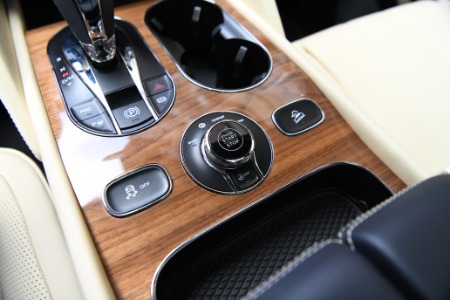 Used 2023 Bentley Bentayga EWB V8 | Chicago, IL