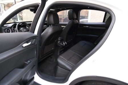 New 2025 Alfa Romeo Stelvio  | Chicago, IL