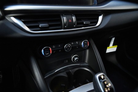 New 2025 Alfa Romeo Stelvio  | Chicago, IL