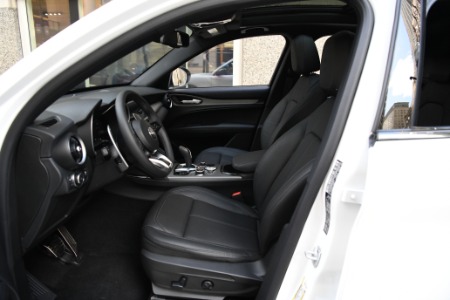 New 2025 Alfa Romeo Stelvio  | Chicago, IL
