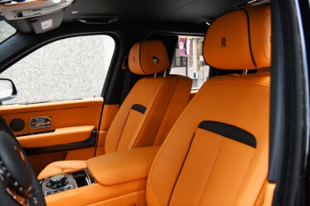New 2025 Rolls-Royce Black Badge Cullinan  | Chicago, IL