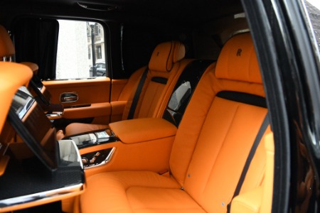 New 2025 Rolls-Royce Black Badge Cullinan  | Chicago, IL
