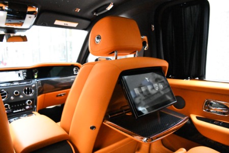 New 2025 Rolls-Royce Black Badge Cullinan  | Chicago, IL