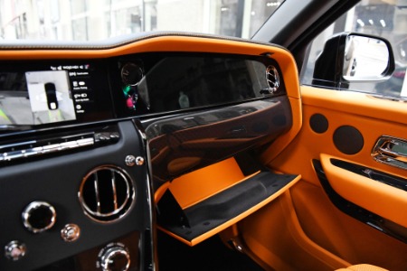 New 2025 Rolls-Royce Black Badge Cullinan  | Chicago, IL