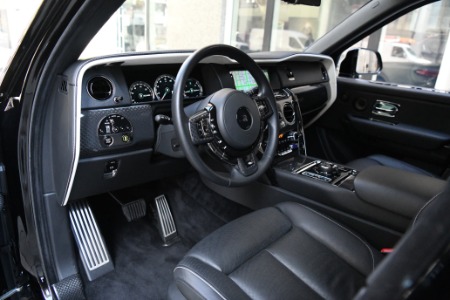 Used 2022 Rolls-Royce Black Badge Cullinan  | Chicago, IL