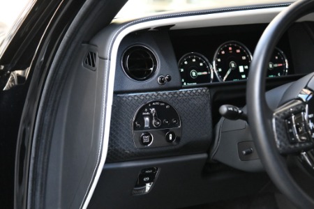 Used 2022 Rolls-Royce Black Badge Cullinan  | Chicago, IL