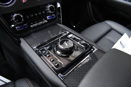 New 2025 Rolls-Royce Black Badge Cullinan  | Chicago, IL