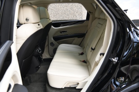 Used 2023 Bentley Bentayga Azure V8 | Chicago, IL