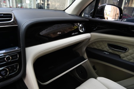 Used 2023 Bentley Bentayga Azure V8 | Chicago, IL