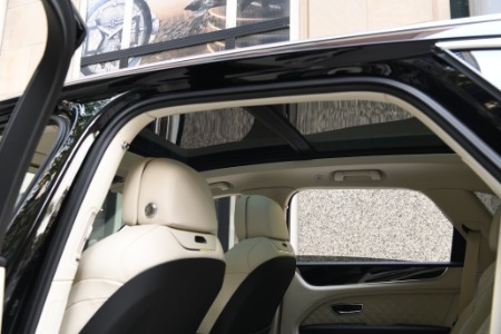 Used 2023 Bentley Bentayga Azure V8 | Chicago, IL