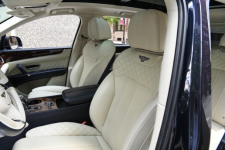 Used 2018 Bentley Bentayga  | Chicago, IL