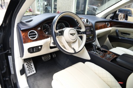 Used 2018 Bentley Bentayga  | Chicago, IL