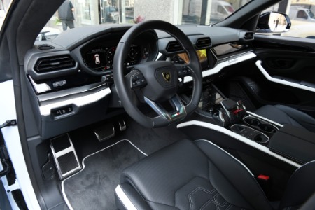 Used 2025 Lamborghini Urus SE | Chicago, IL