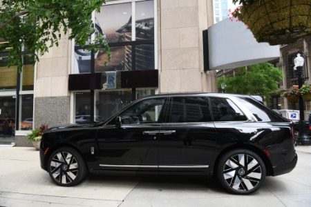 New 2025 Rolls-Royce Cullinan  | Chicago, IL
