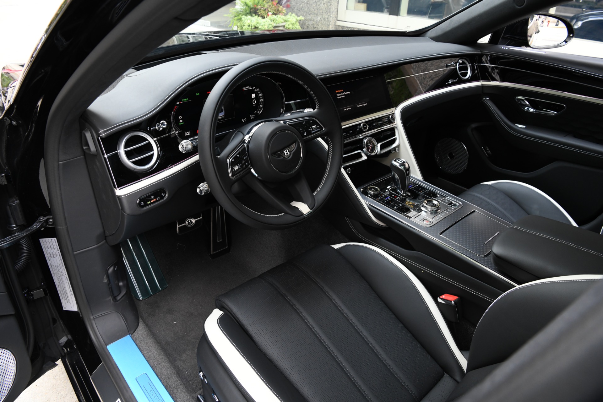 2025 Bentley Flying Spur Speed photo 15