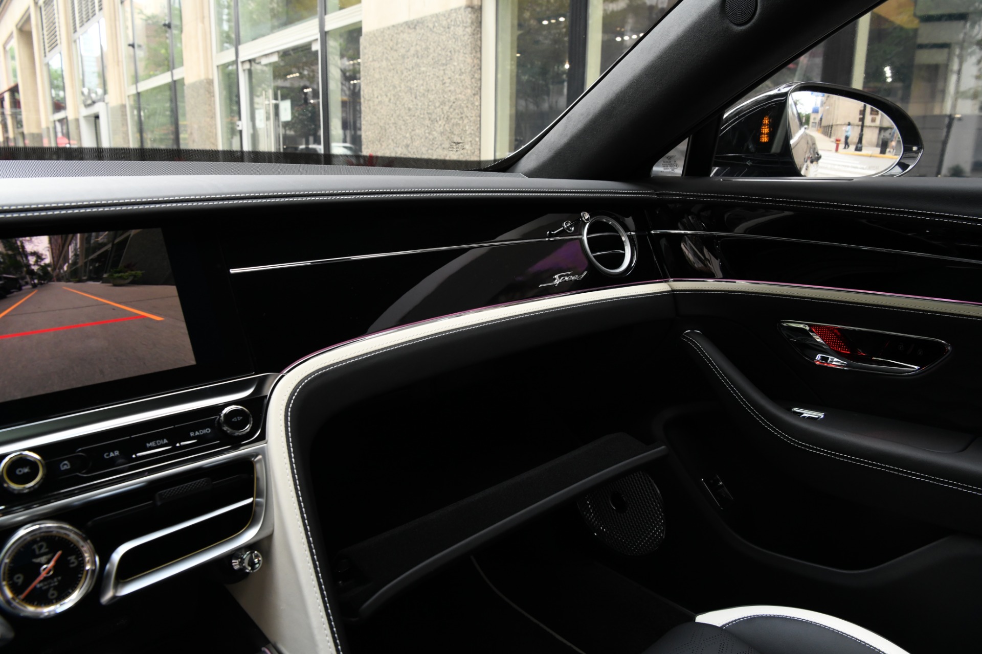 2025 Bentley Flying Spur Speed photo 21