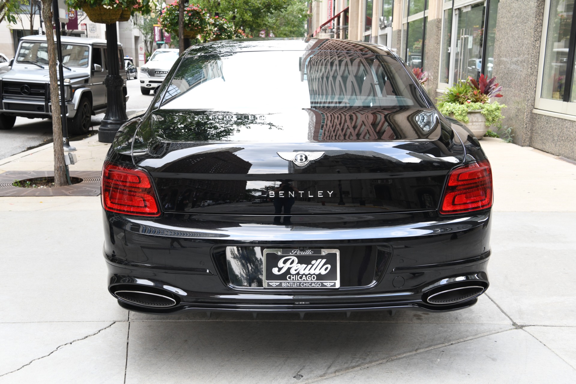 2025 Bentley Flying Spur Speed photo 5