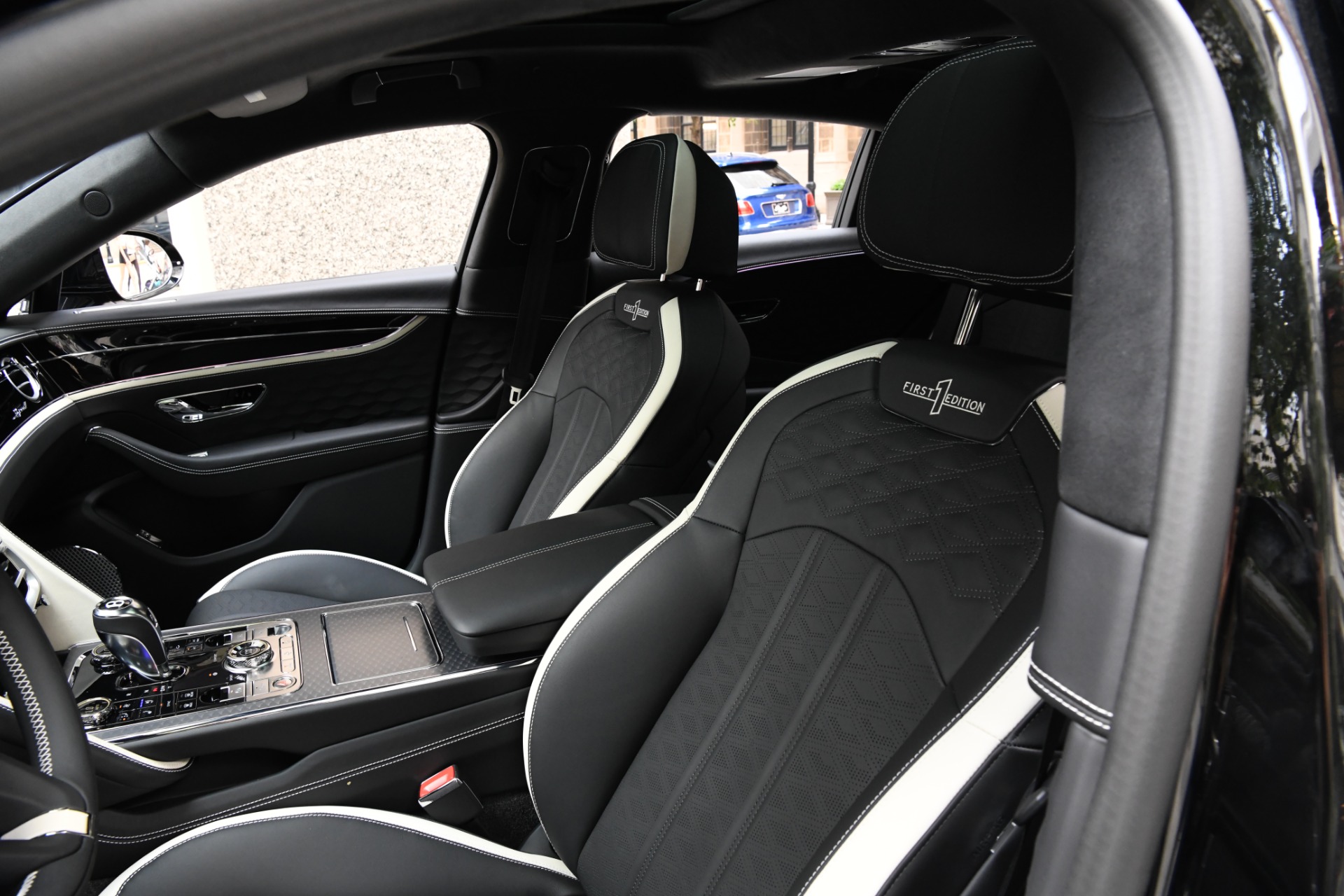 2025 Bentley Flying Spur Speed photo 8