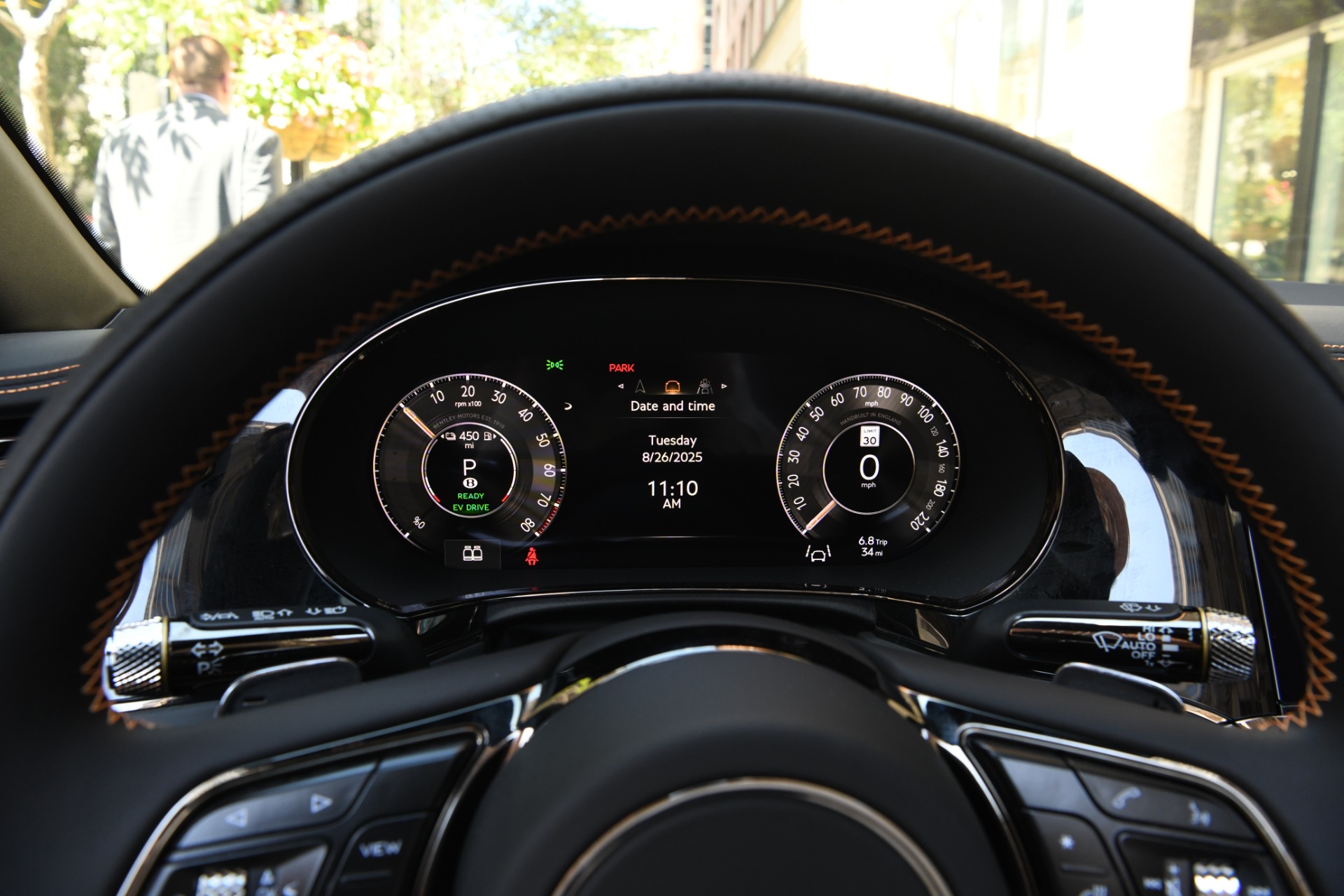 2025 Bentley Continental GTC Black Edition photo 14