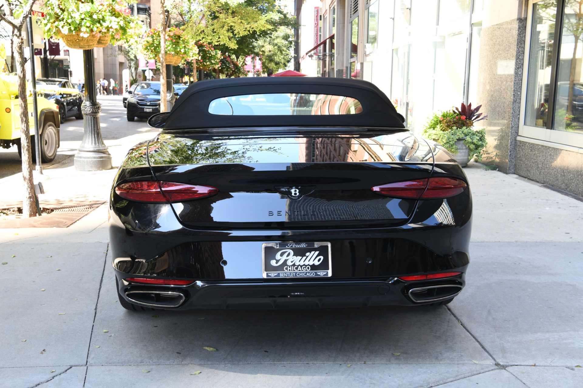 2025 Bentley Continental GTC Black Edition photo 27
