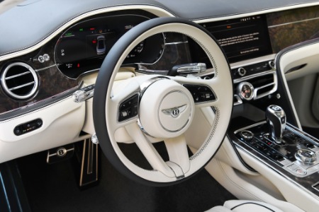 New 2026 Bentley Flying Spur Azure | Chicago, IL