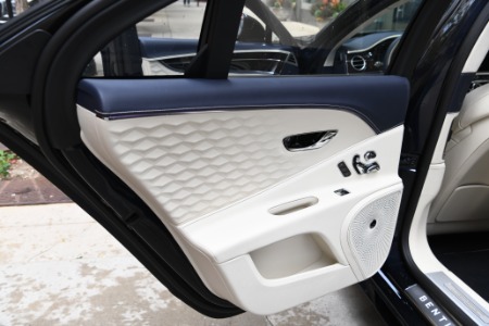 New 2025 Bentley Flying Spur Speed | Chicago, IL