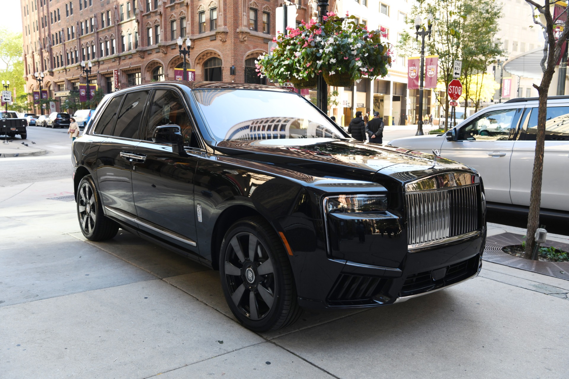 2026 Rolls Royce Cullinan RR photo 3
