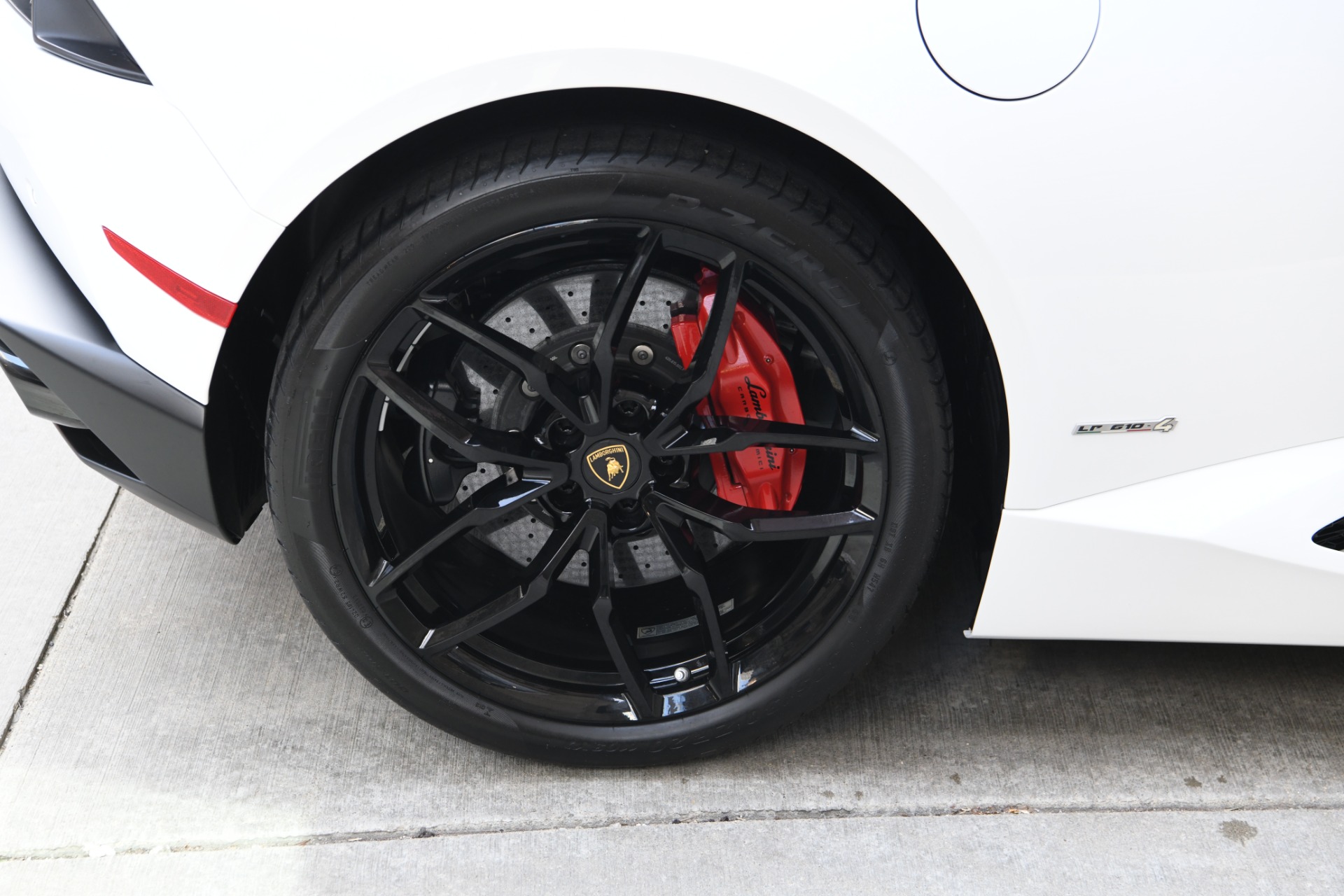 Used 2016 Lamborghini Huracan Spyder LP 610-4 Spyder | St. Petersburg, FL