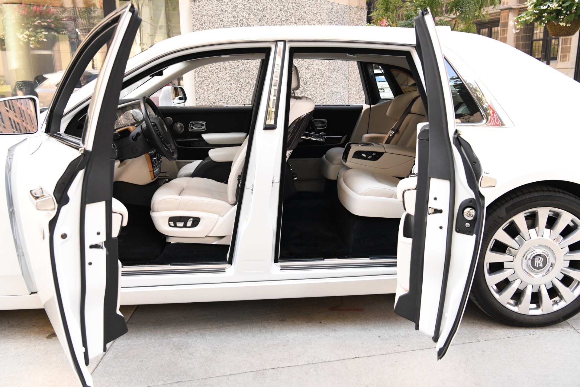Used 2018 Rolls-Royce Phantom | St. Petersburg, FL