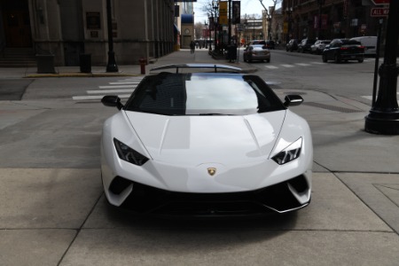 Used 2019 Lamborghini Huracan Spyder LP 640-4 Performante Spyder | Chicago, IL