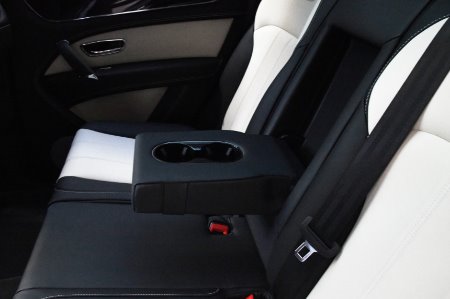Used 2019 Bentley Bentayga V8 | Chicago, IL