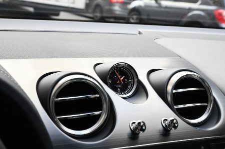 Used 2019 Bentley Bentayga V8 | Chicago, IL