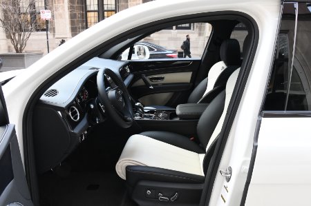 Used 2019 Bentley Bentayga V8 | Chicago, IL