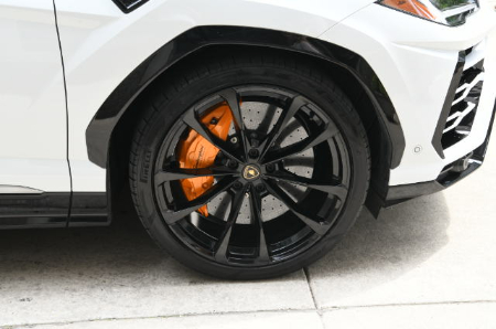 Used 2021 Lamborghini Urus  | Chicago, IL