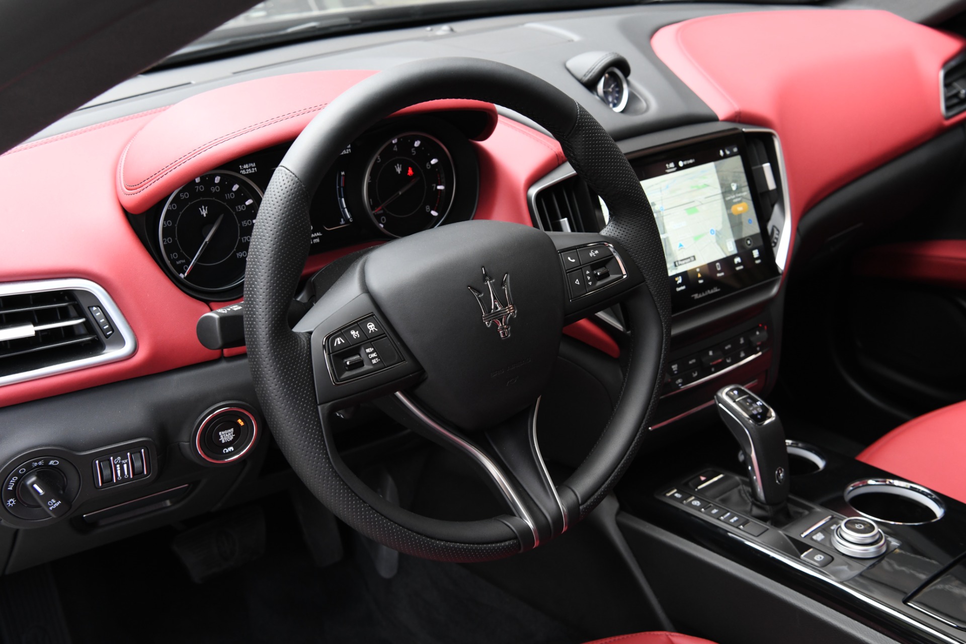 New 2021 Maserati Ghibli SQ4 | St. Petersburg, FL