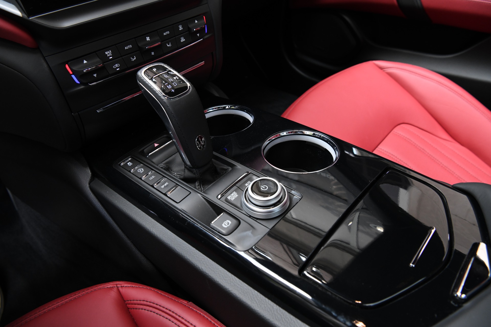 New 2021 Maserati Ghibli SQ4 | St. Petersburg, FL